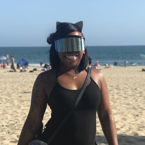 Meet your Posher, Angel